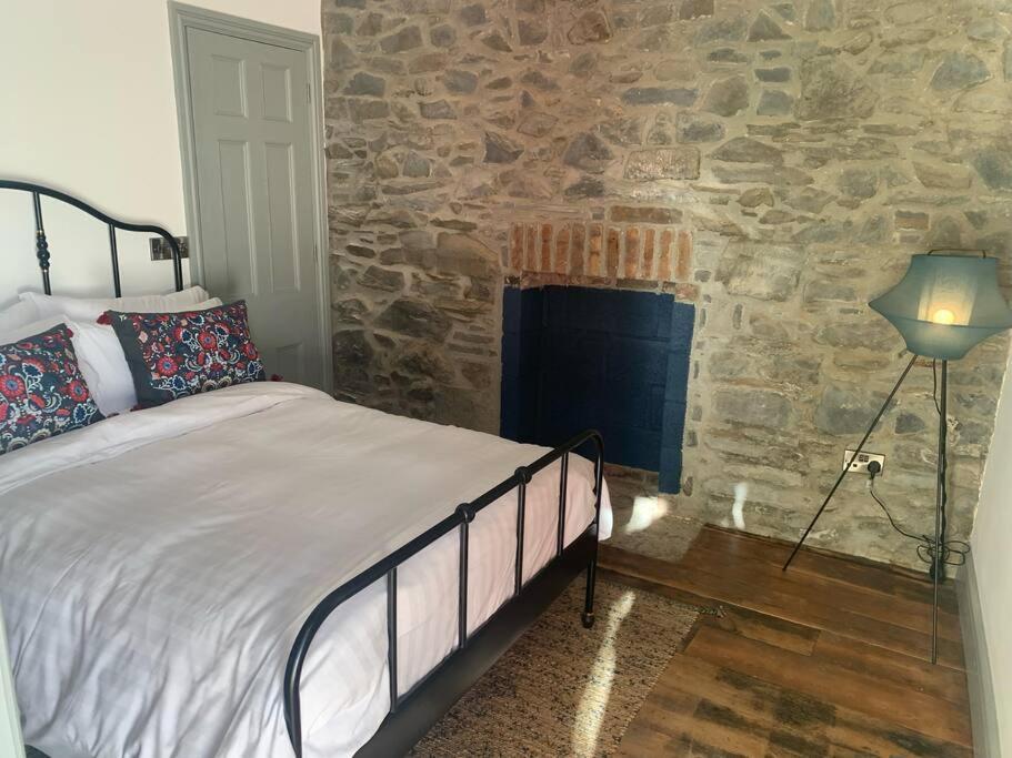 Aberaeron Island House - Panoramic Harbour Views Villa Buitenkant foto