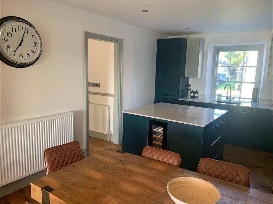 Aberaeron Island House - Panoramic Harbour Views Villa Buitenkant foto