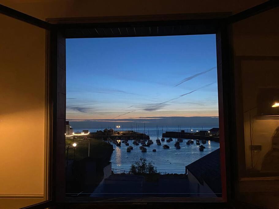 Aberaeron Island House - Panoramic Harbour Views Villa Buitenkant foto
